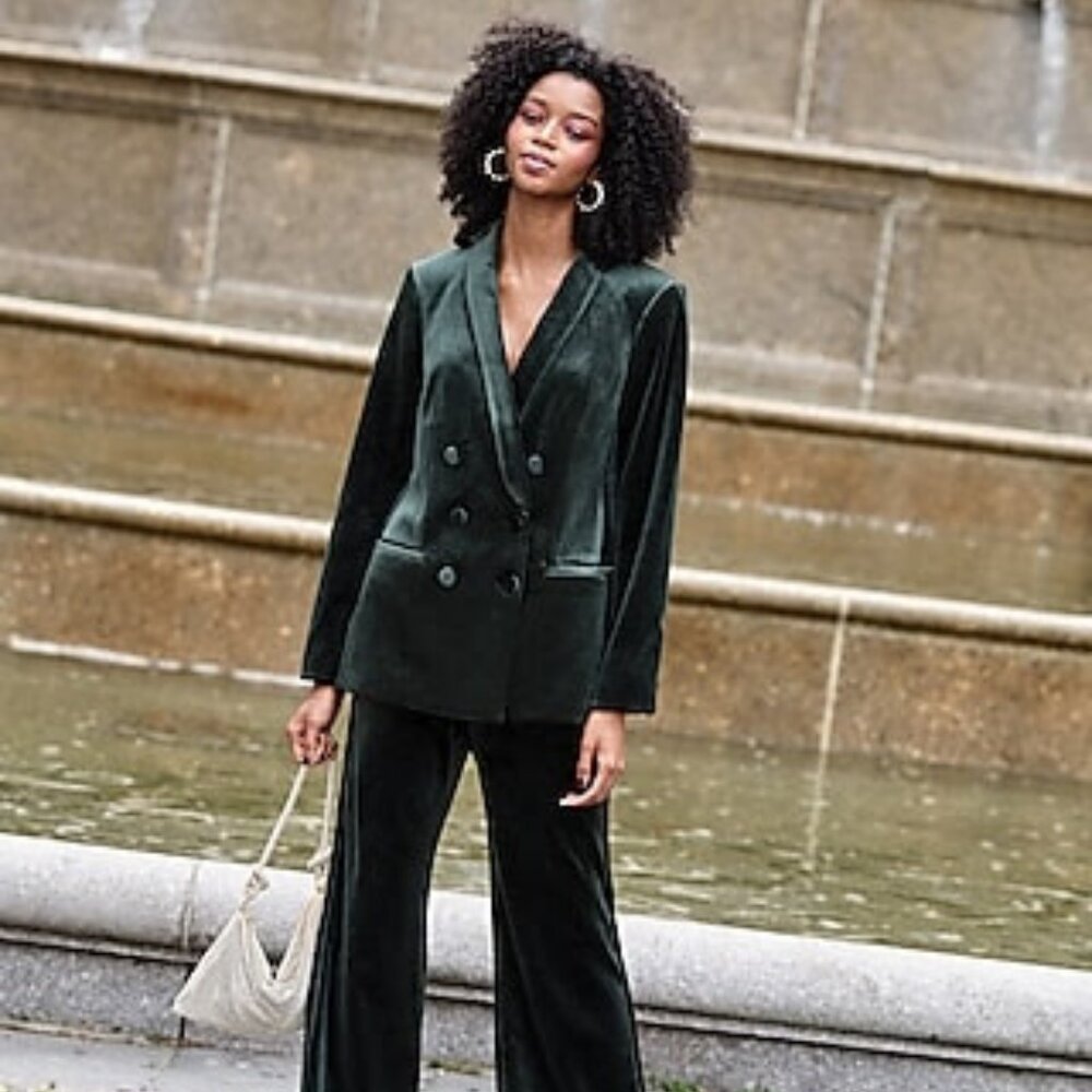 Express Double-Breasted Velvet Shawl Collar Blazer. Deep Emerald Green. XL